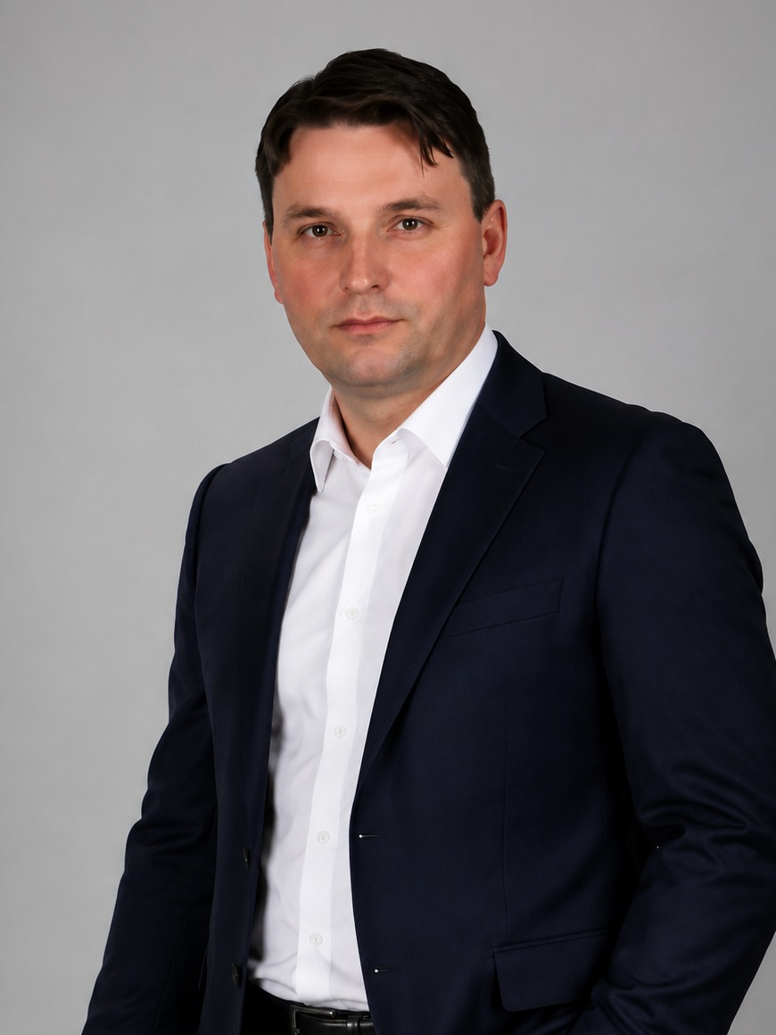 Владимир Полуян